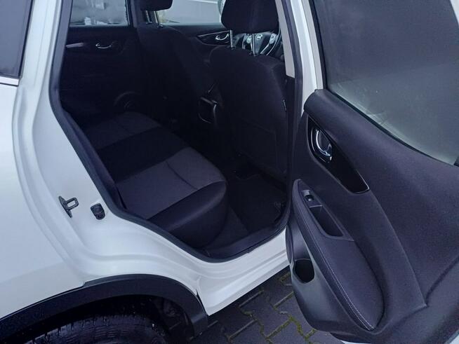 Nissan Qashqai kamera cofania*kamery 360*nawigacja*panorama dach*relingi*opłacony