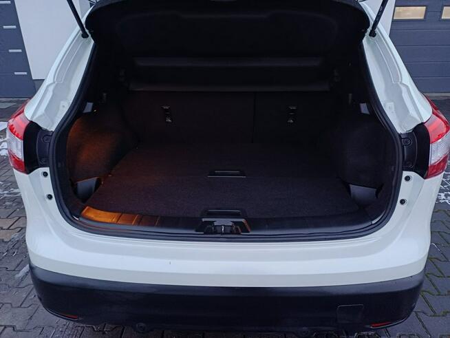 Nissan Qashqai kamera cofania*kamery 360*nawigacja*panorama dach*relingi*opłacony