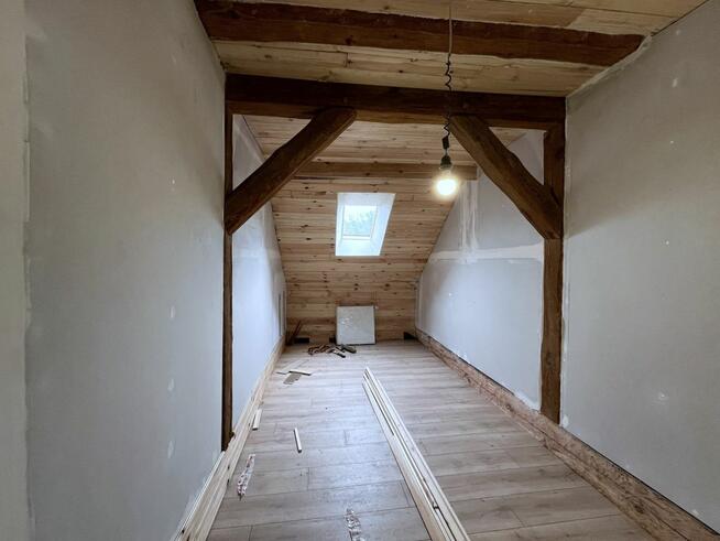 Dom Tomaszów Bolesławiecki gm. Warta Bolesławiecka,