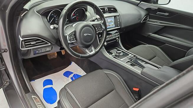 Jaguar XE 2.0 T R-Sport aut ! Z Polskiego Salonu ! Faktura VAT !