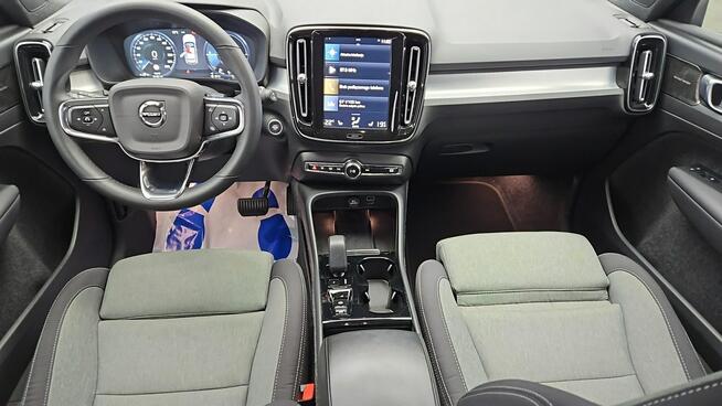 Volvo XC 40 Plug-In Hybrid Plus Dark aut ! Z Polskiego Salonu ! Faktura VAT !