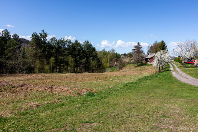 Na sprzedaż dom w Jastrzębi z działką