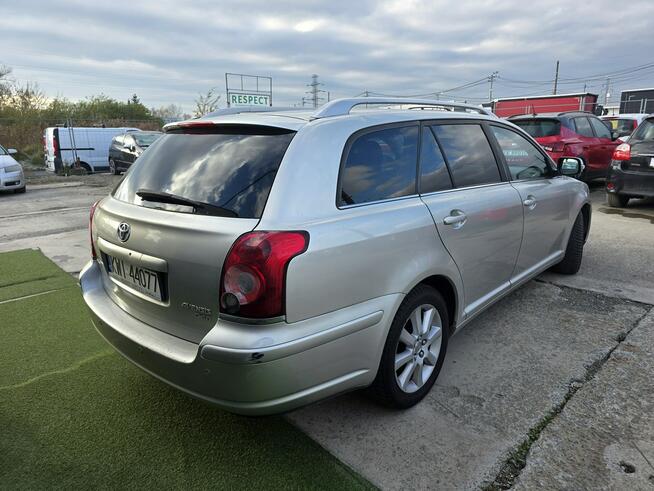 Toyota Avensis D4D 2.0 126KM,skóry,navi,tempomat,xenon