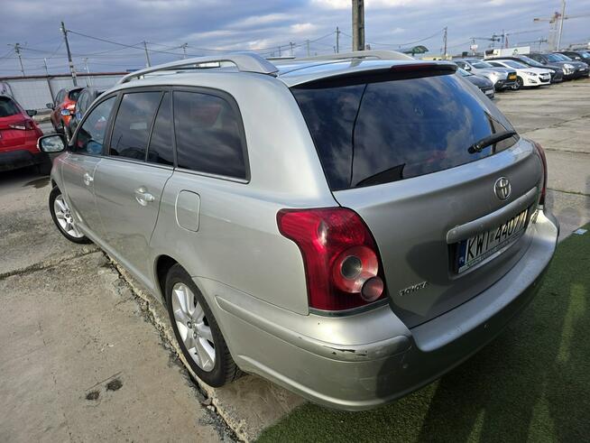 Toyota Avensis D4D 2.0 126KM,skóry,navi,tempomat,xenon