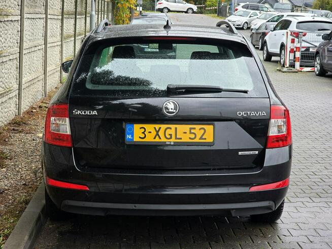 Škoda Octavia Perfekcyjny Stan. Super Wyposażenie. GWARANCJA. Navi. Climatronic.