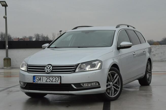 Volkswagen Passat 2.0 TDI 140 KM LEDy/ Navi/ Parktronic/ Grzania/ Alu