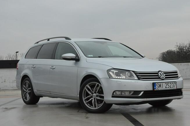 Volkswagen Passat 2.0 TDI 140 KM LEDy/ Navi/ Parktronic/ Grzania/ Alu