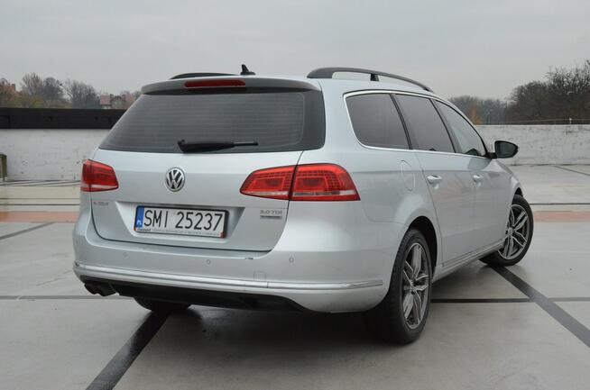 Volkswagen Passat 2.0 TDI 140 KM LEDy/ Navi/ Parktronic/ Grzania/ Alu