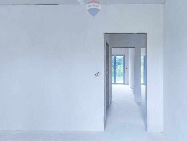 Połowa domu w pobliżu Kampinoskiego Parku Nar.