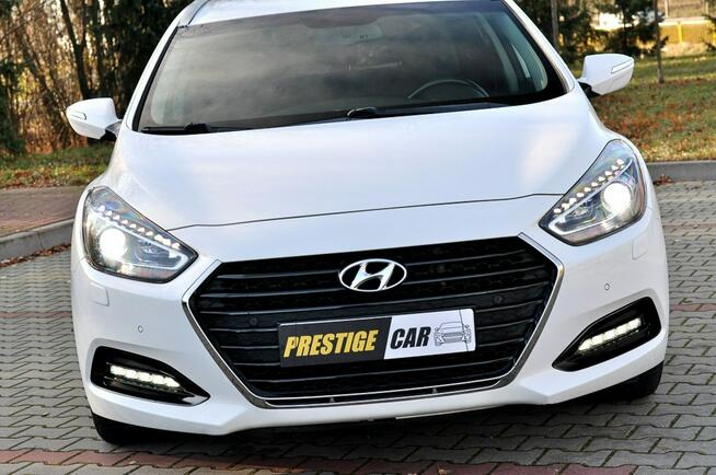 Hyundai i40 LiFT 1,7 CRDi 141Km Bi Xenon Ledy Grzana Kiera Fotele Navi Kamera Full