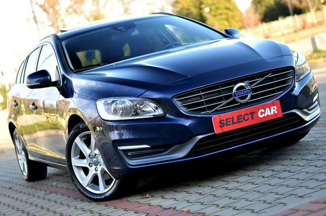 Volvo V60 LiFT Ledy 1,6 HDi 115Km Automat Navi Klimatronik Szyber Dach
