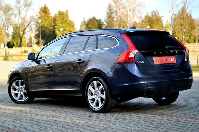 Volvo V60 LiFT Ledy 1,6 HDi 115Km Automat Navi Klimatronik Szyber Dach