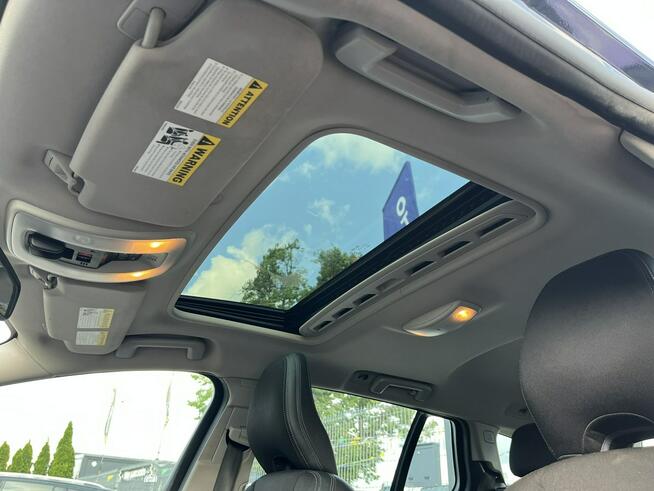 Volvo V60 2,0 T5 Benz. 240KM Automat w bardzo dobrym stanie