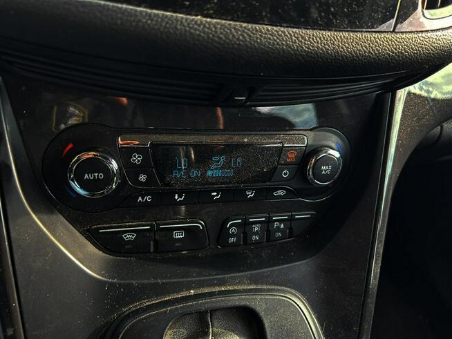 Kuga 2.0TDCI IndIvidual 150km 4x4 SKÓRA panorama KAMERA serwis 2016