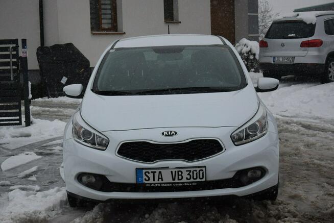 Kia Cee'd 1.4B 2015r/ Kamera/ 2 Kpl Kół/ Grzane Fotele i Kierownica/ Sprowadzony