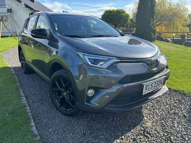Toyota RAV-4 152KM • 4x4 • Kamera cofania • 2018 • Bogate wyposażenie •