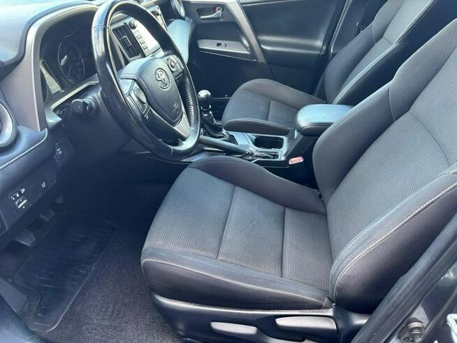 Toyota RAV-4 152KM • 4x4 • Kamera cofania • 2018 • Bogate wyposażenie •