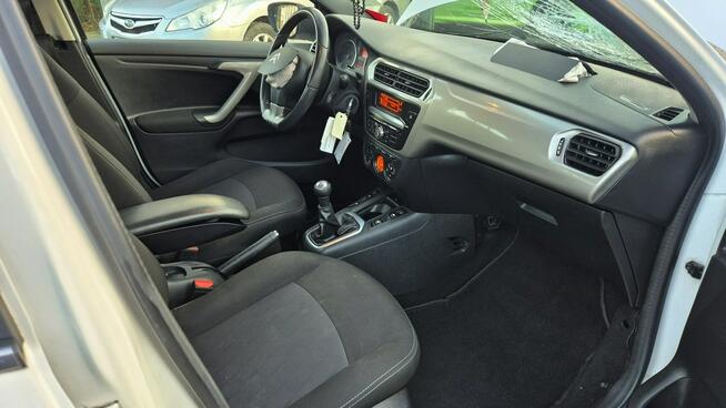 Citroen C-Elysée 1.2 VTI 82KM EXCLUSIVE Klimatronic Tempomat Alufelgi Klimatronic