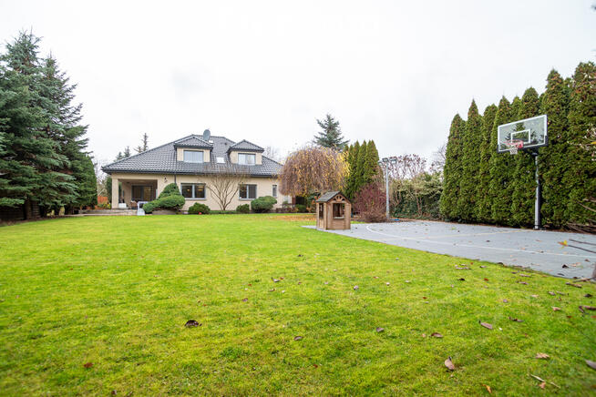 Rodzinny dom, komfortowy i przemyślany