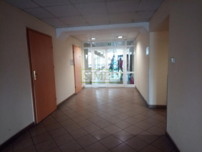 Pokój biuro ok 37 m 2 ,ochrona, monitoring,parking