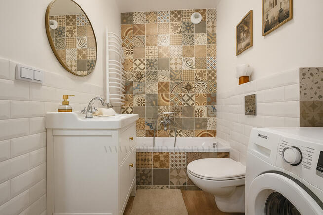 Ciepłym wiatrem promiennie pisane