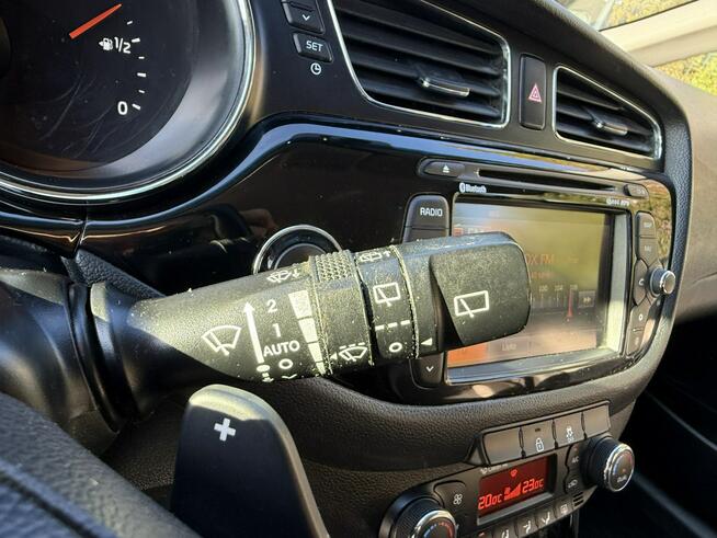 Kia Cee'd Zadbana bezwypadkowa - przepiękny perłowy kolor !