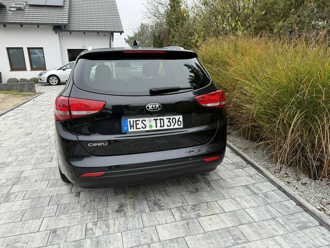 Kia Cee'd Zadbana bezwypadkowa - przepiękny perłowy kolor !