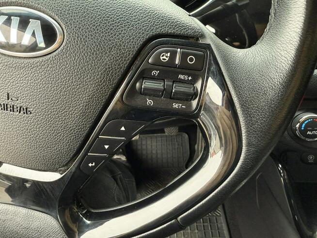 Kia Cee'd Zadbana bezwypadkowa - przepiękny perłowy kolor !