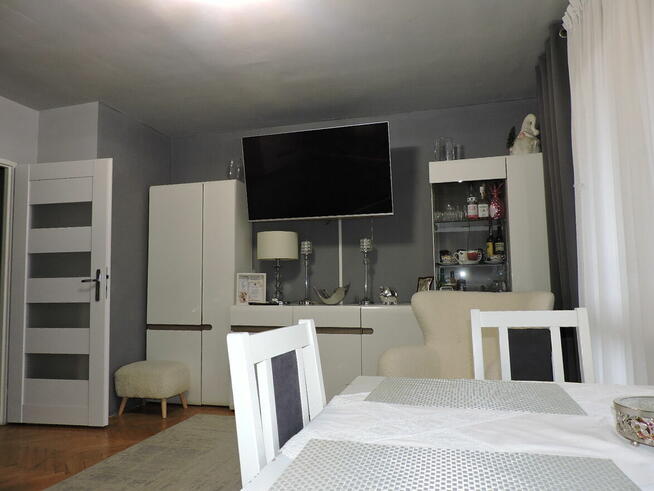 Ustronie, ul. Sandomierska, M4, 59.9 m2, loggia.