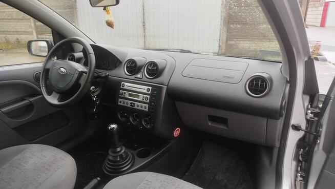 Fiesta 1.3 , 130 tyś km , 2002 rok