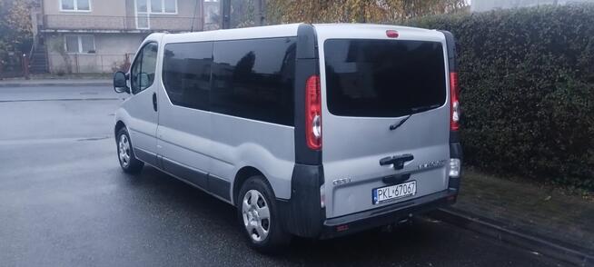 Opel Vivaro 2.0 CDTI LONG 9 osób
