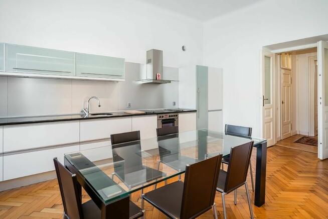 Wyjątkowe mieszkanie w sercu Krakowa – ul. Krowoderska - 83m2