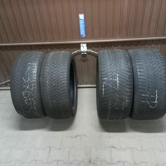 ️ Sprzedam Komplet Opon Zimowych Pirelli do Mercedesa GLE