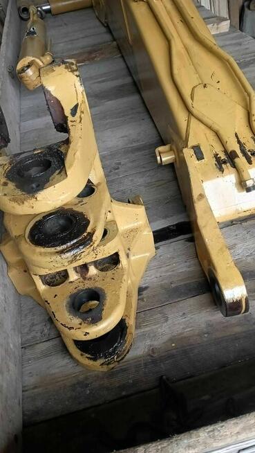 Wytaczanie otworów. Dorabianie sworzni i tulejek.