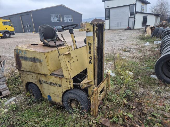 Sprzedam wózek widłowy Suchedniów RAK