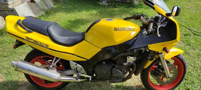 Suzuki RF 600R