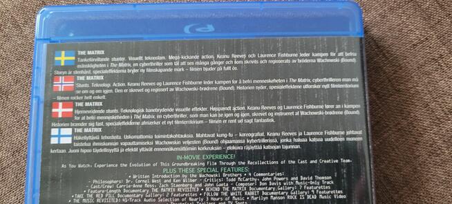 Film Matrix Blue Ray Into English
