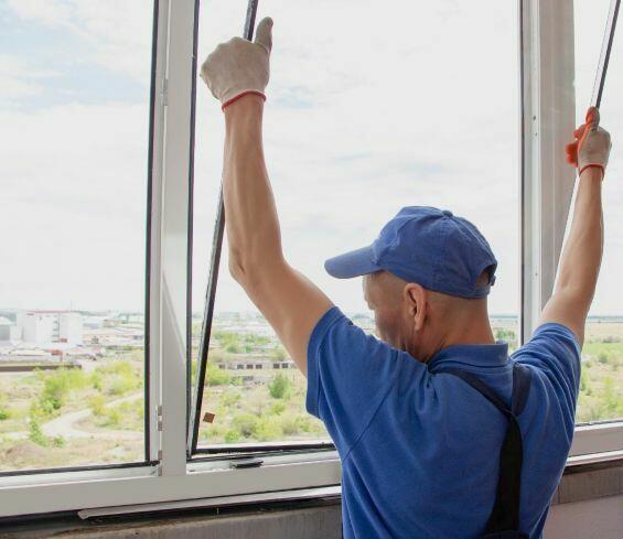 Serwis naprawy uszczelnianie regulację szklenie okien .serw