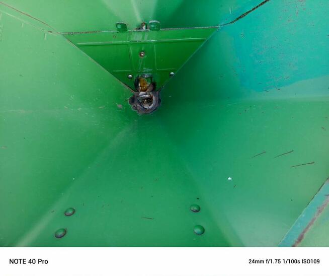 Rozsiewacz nawozu Amazone