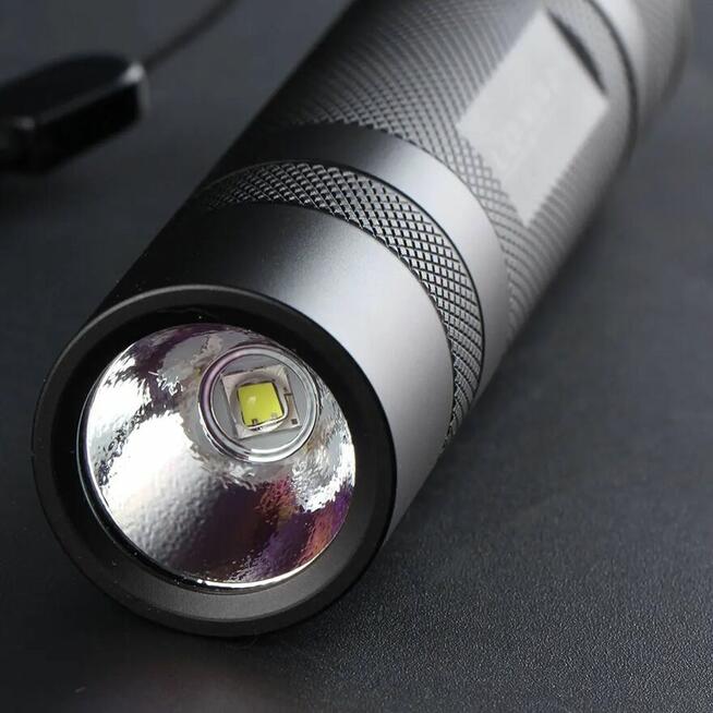 Latarka Convoy S21A 1800lm SST-40 5000K Następca S2+