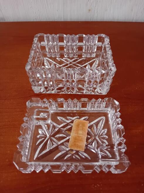 Krysztalowa papierosnica popielniczka