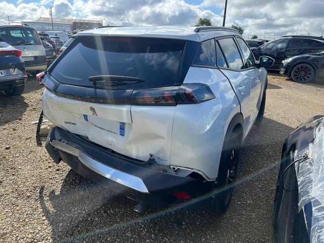 PEUGEOT 2008 II 1.5 BlueHDi 130 Roadtrip EAT8 GC048