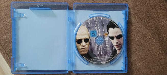 Film Matrix Blue Ray Into English