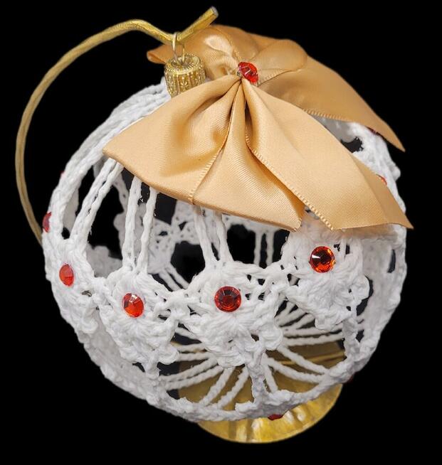 Bombka na stojaku ręcznie wykonana