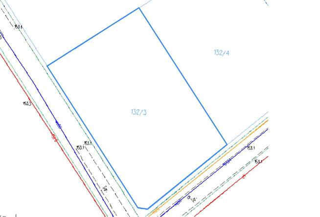 Sprzedam działkę w bliskiej odległości od jeziora