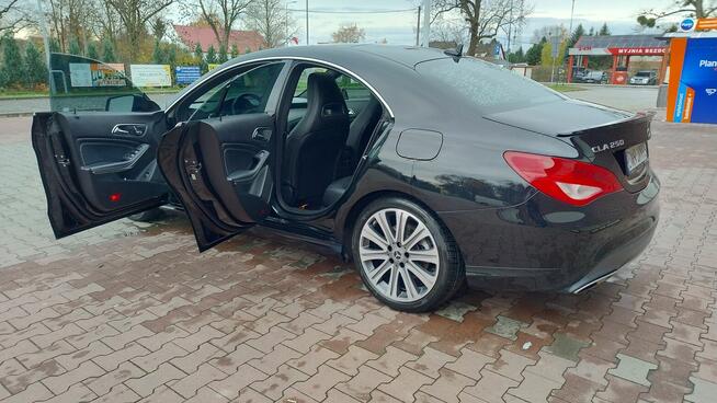 Mercedes CLA250