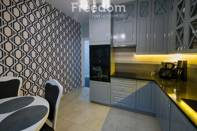 Os. Piastowskie 3 pokoje, pierwsze piętro