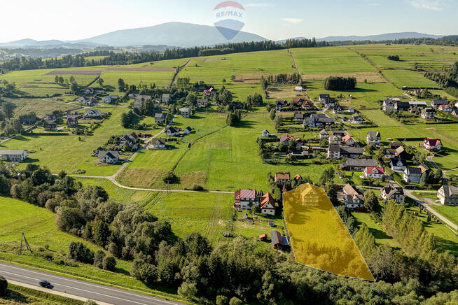 Duża działka w spokojnej części Jabłonki