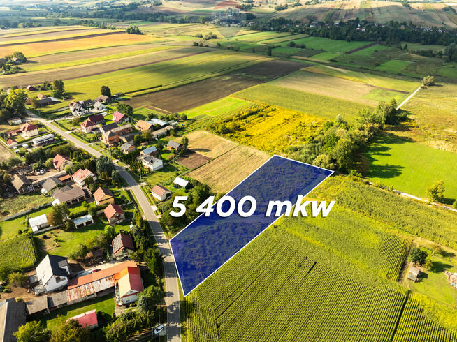 Płaska, prostokątna działka 33 km do Krakowa