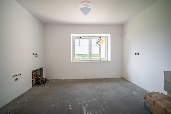 Dom z dużą działką